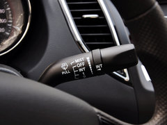 2013款 1.8L 自动 舒适型