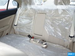 2013款 1.8L 自动 舒适型