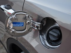 2014款 2.5L 自动 四驱豪华版 5座