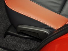 2014款 2.5L 自动 四驱尊贵版 5座