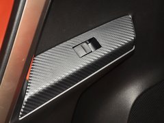 2014款 2.5L 自动 四驱尊贵版 5座