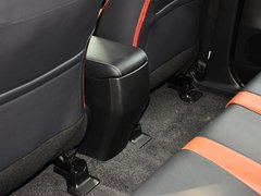 2014款 2.5L 自动 四驱尊贵版 5座