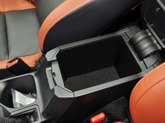 2014款 2.5L 自动 四驱尊贵版 5座