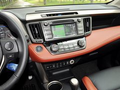 RAV4荣放 2014款 2.5L 自动 四驱尊贵版 5座