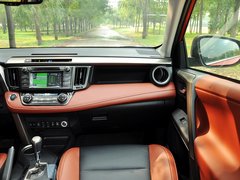 2014款 2.5L 自动 四驱尊贵版 5座
