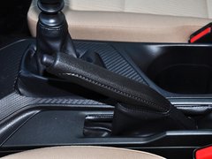 2014款 2.0L 手动 两驱都市版 5座