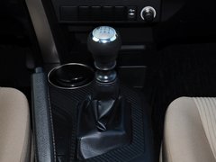 2014款 2.0L 手动 两驱都市版 5座