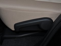 2014款 2.0L 手动 两驱都市版 5座