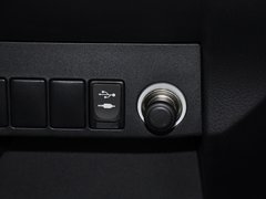 2014款 2.0L 手动 两驱都市版 5座