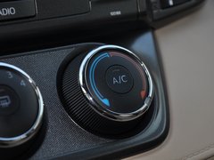 2014款 2.0L 手动 两驱都市版 5座