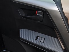2014款 2.0L 手动 两驱都市版 5座