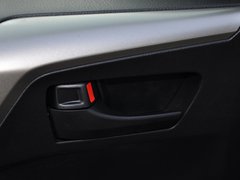 2014款 2.0L 手动 两驱都市版 5座