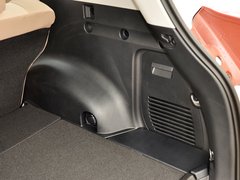 2014款 2.0L CVT 两驱都市版 5座