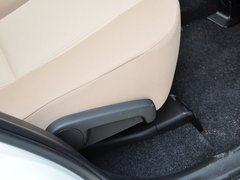 RAV4荣放 2014款 2.0L CVT 两驱都市版 5座