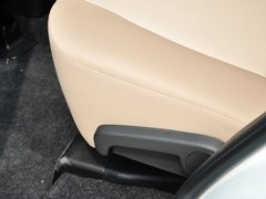 2014款 2.0L CVT 两驱都市版 5座