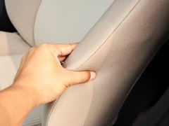 2014款 2.0L CVT 两驱都市版 5座