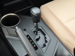 2014款 2.0L CVT 两驱都市版 5座