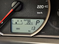 2014款 2.0L CVT 两驱都市版 5座
