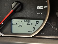 2014款 2.0L CVT 两驱都市版 5座