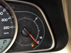2014款 2.0L CVT 两驱都市版 5座