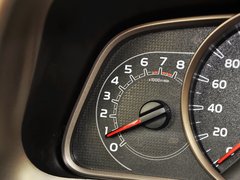 2014款 2.0L CVT 两驱都市版 5座