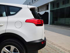 2014款 2.0L CVT 四驱风尚版 5座