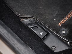 2014款 1.6L 自动 舒适版