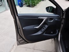 2014款 1.6L 自动 舒适版