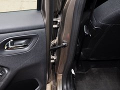 2014款 1.6L 自动 舒适版