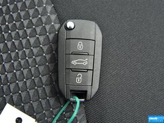 2014款 1.6L 自动 舒适版