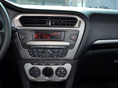 2014款 1.6L 自动 豪华版