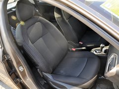 2014款 1.6L 自动 豪华版