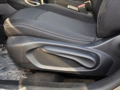 2014款 1.6L 自动 豪华版