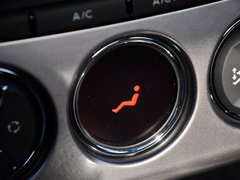 标致301 2014款 1.6L 自动 豪华版