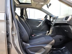 2014款 1.6L 自动 豪华版