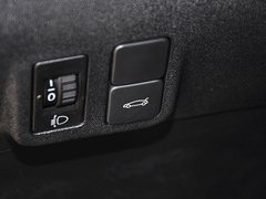 标致301 2014款 1.6L 自动 豪华版