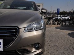 2014款 1.6L 自动 豪华版