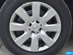 2014款 1.6L 自动 豪华版