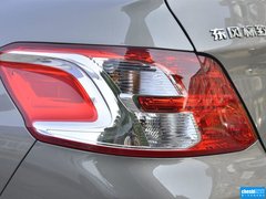 2014款 1.6L 自动 豪华版