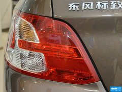 2014款 1.6L 自动 豪华版