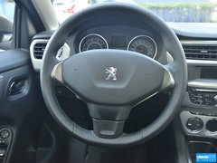 2014款 1.6L 自动 豪华版