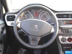 2014款 1.6L 自动 豪华版