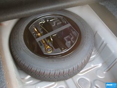 2014款 1.6L 自动 豪华版