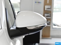 2014款 1.6L 自动 豪华版
