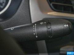 2014款 1.6L 自动 豪华版