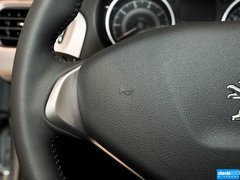 2014款 1.6L 自动 豪华版