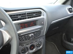 2014款 1.6L 自动 豪华版