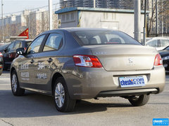 2014款 1.6L 自动 豪华版