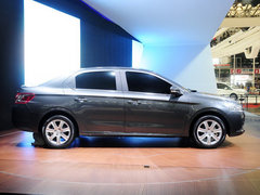 2014款 1.6L 自动 尊贵版