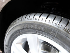 2014款 1.6L 自动 尊贵版